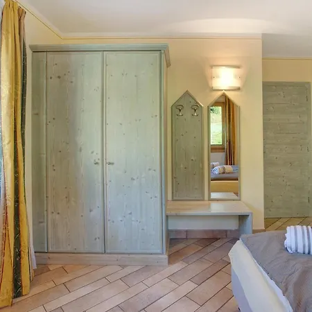 4 Apartament