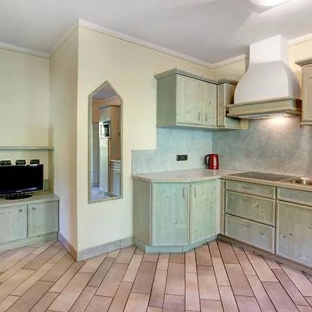 Apartament 4